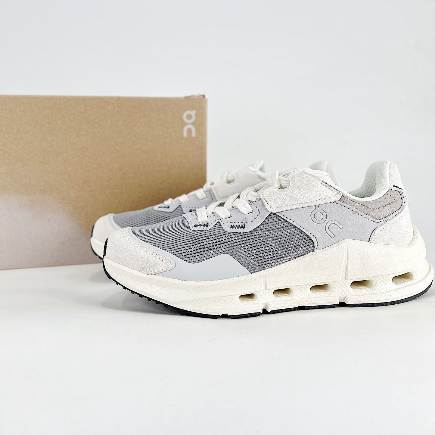 On Cloudnova Form – Steel Grey & Ice Grey Unisex Retro-Inspired Lightweight Comfortable Durable Lifestyle Sneakers