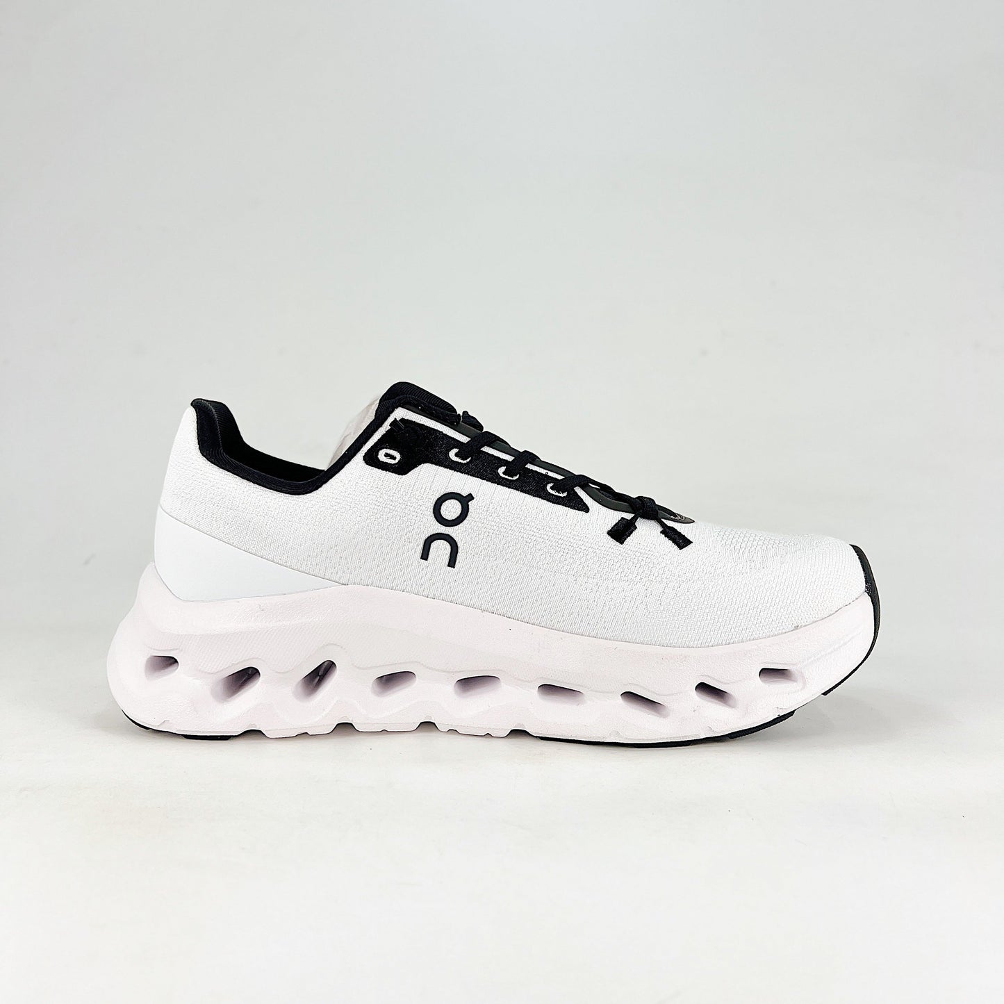 On Running Cloudeclipse – White & Black Unisex High-Performance Road Running Shoes