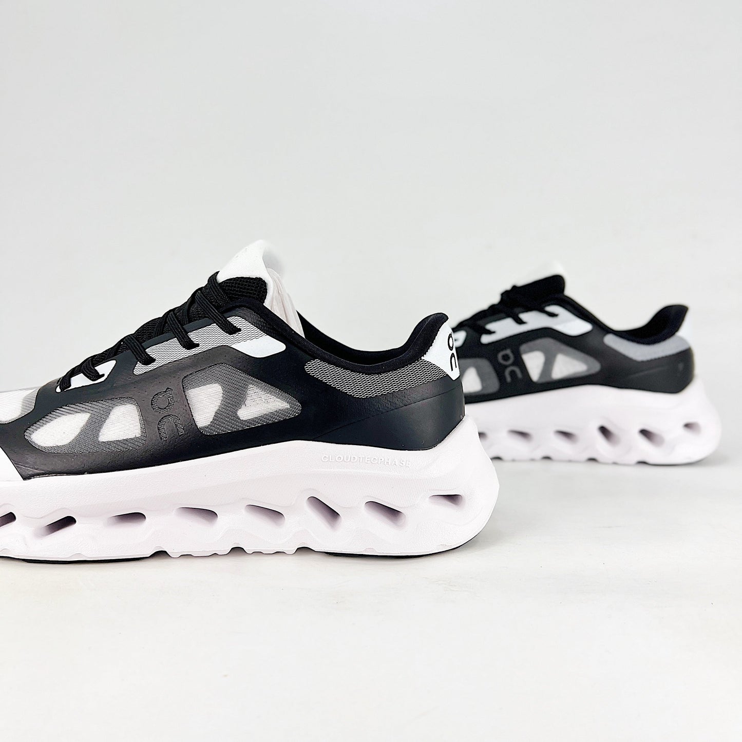 On Cloudtilt Remix – Black & White Unisex Comfortable Soft Running & Lifestyle Shoes