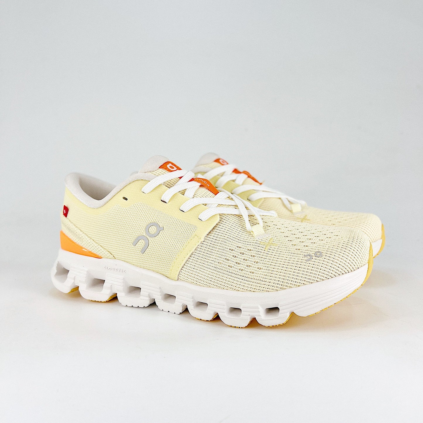 On Running Cloud X – Hay & Peach Women's Lightweight Running Shoes