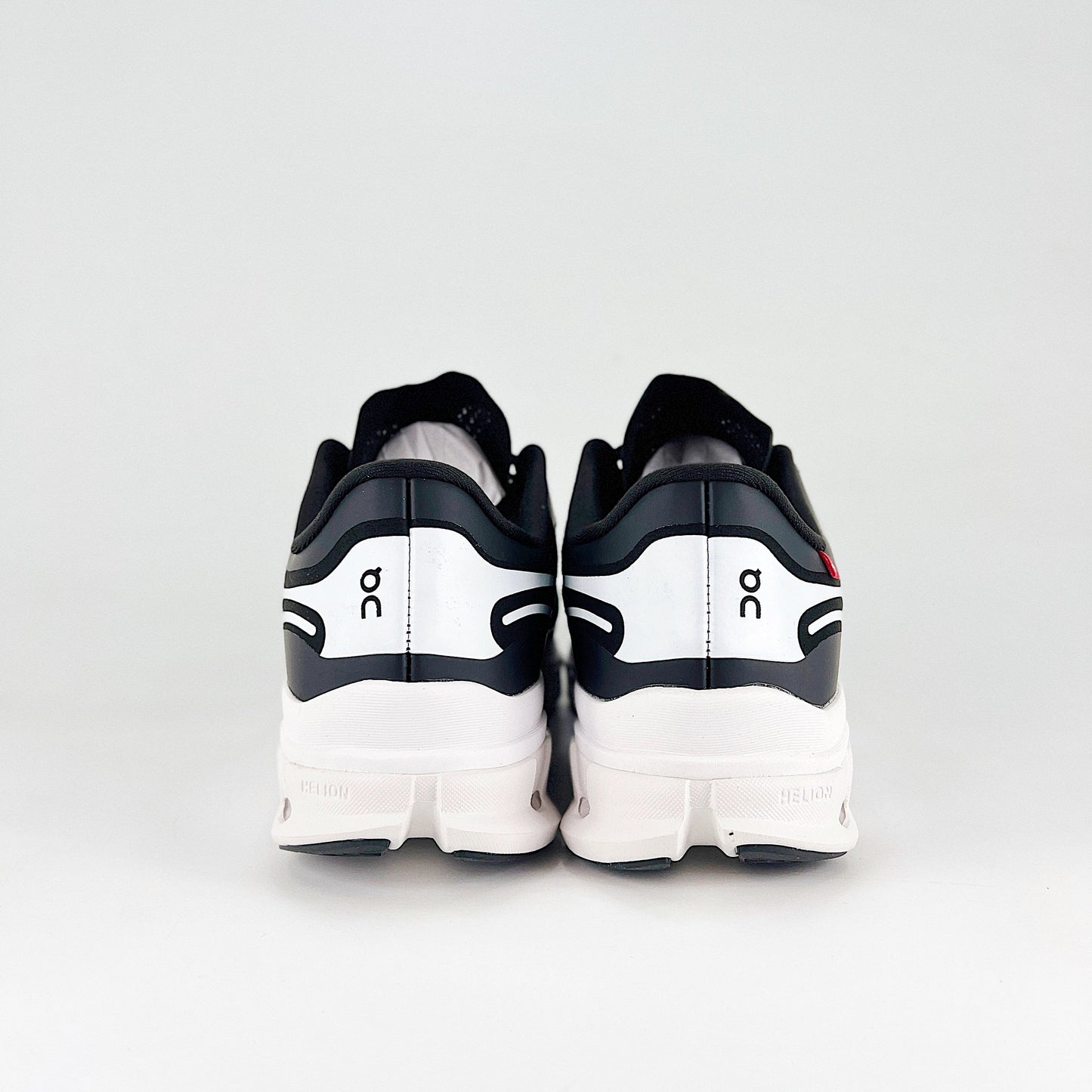 On Cloudflow 5 AD – Black & White Unisex Lightweight Breathable Comfortable Running Shoes