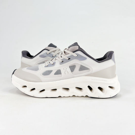 On Cloudtilt Remix – Silver & White Unisex Comfortable Supportive Running & Lifestyle Shoes