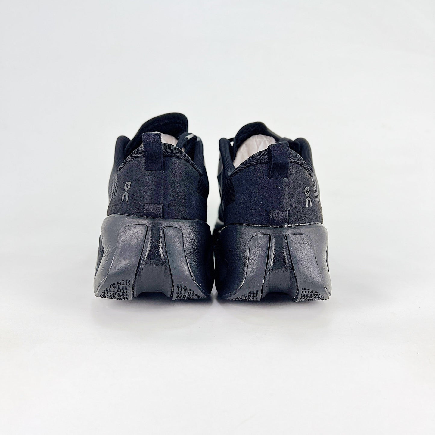 On x Kith Cloudswift – Triple Black Unisex Premium Collaboration Lifestyle Sneakers