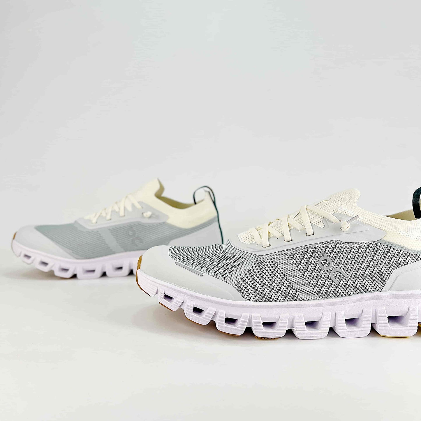 On Running Cloud 6 Versa – Grey & White Unisex Lifestyle Running Shoes