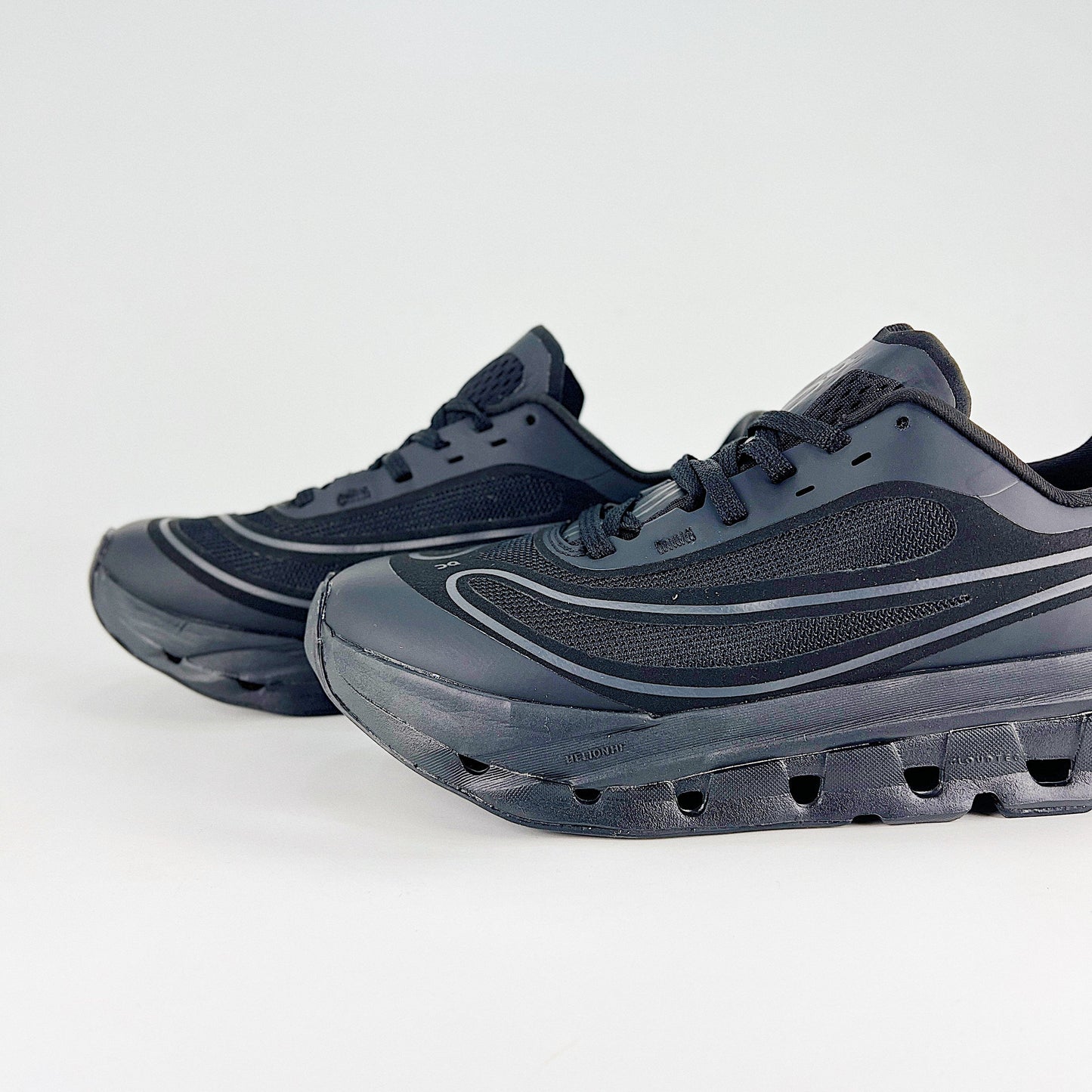On Cloudflow 5 AD – All Black Unisex Lightweight Breathable Comfortable Running Shoes