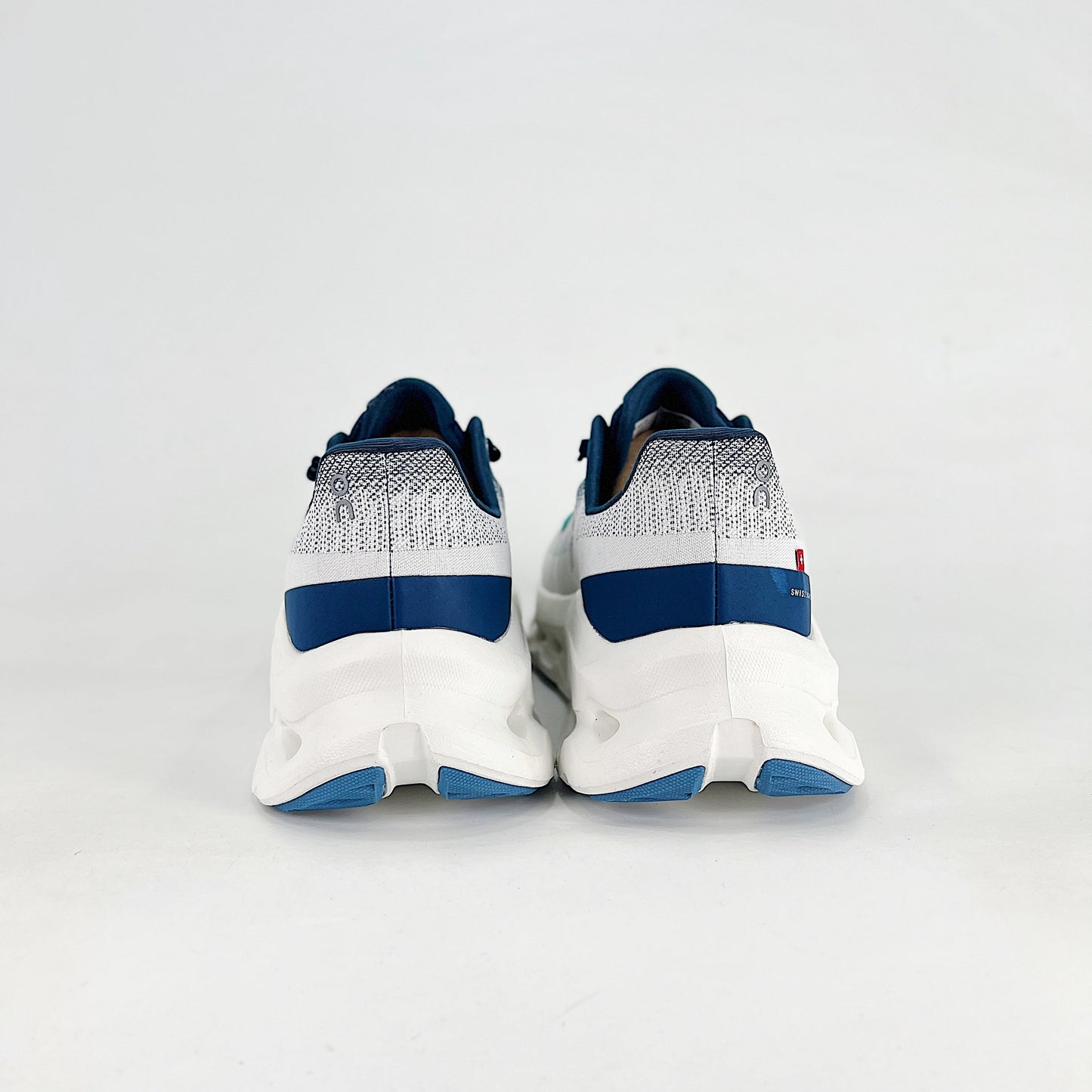On Running Cloudeclipse – Grey & Navy Blue Unisex High-Performance Road Running Shoes