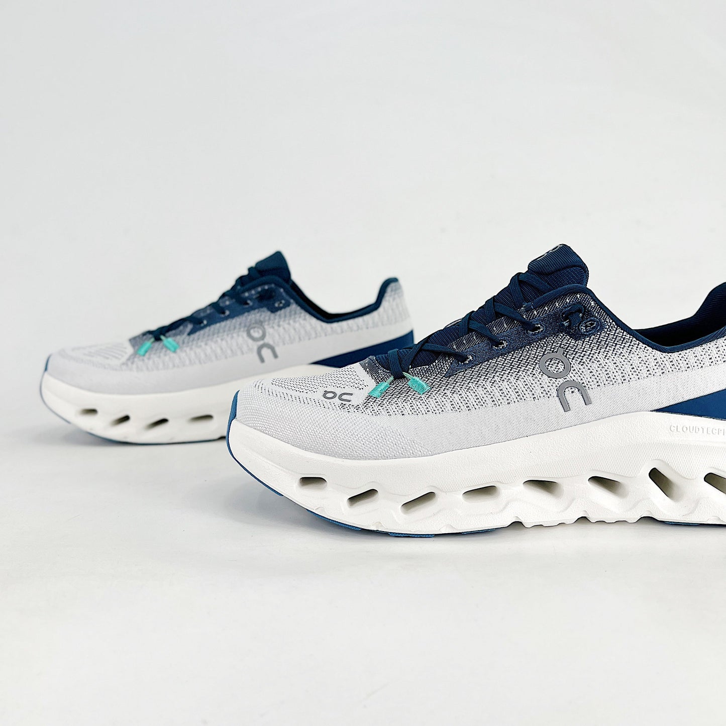 On Running Cloudeclipse – Grey & Navy Blue Unisex High-Performance Road Running Shoes