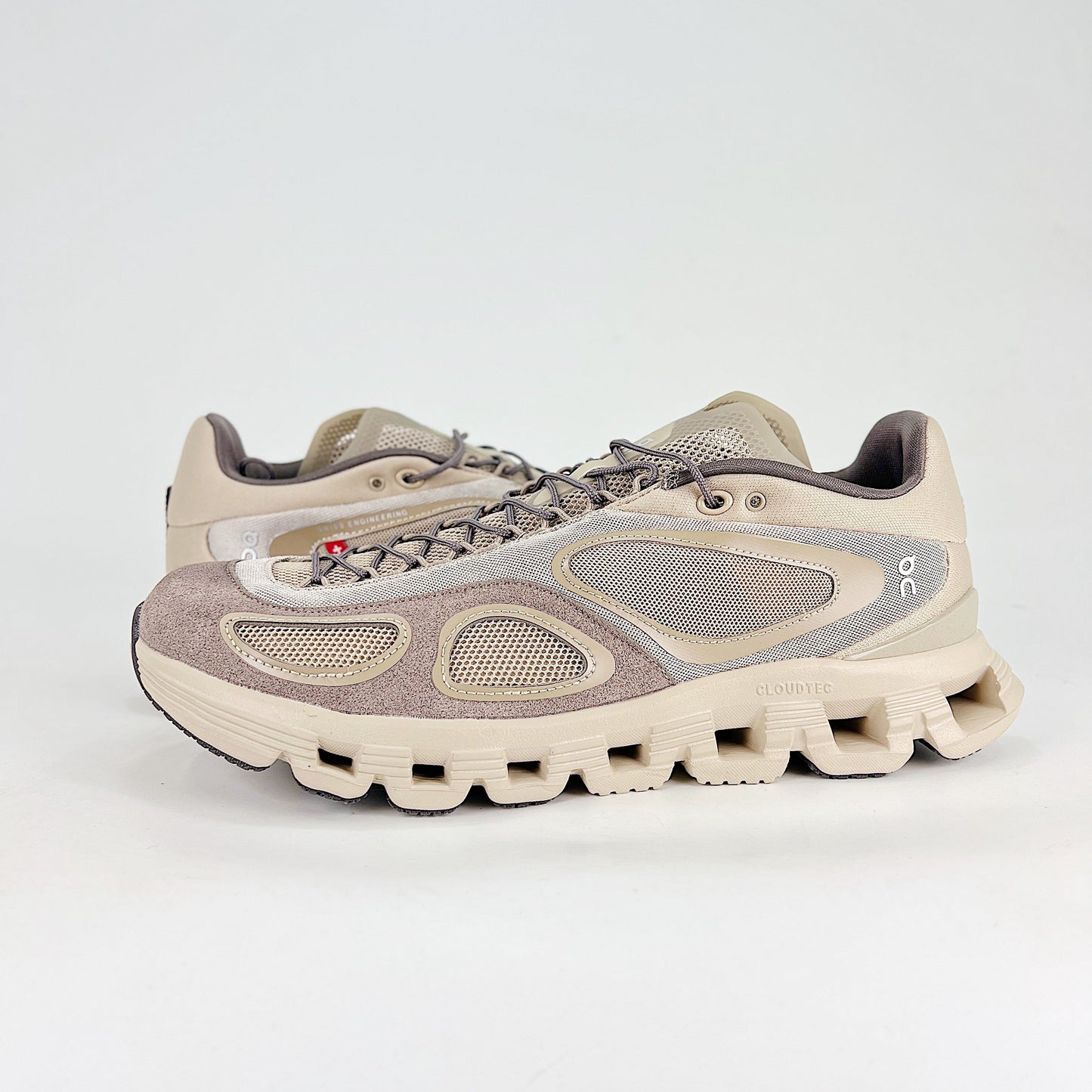On x FKA twigs Cloud X 4 – All Sand & Pebble Unisex Premium Collaboration Lifestyle Sneakers
