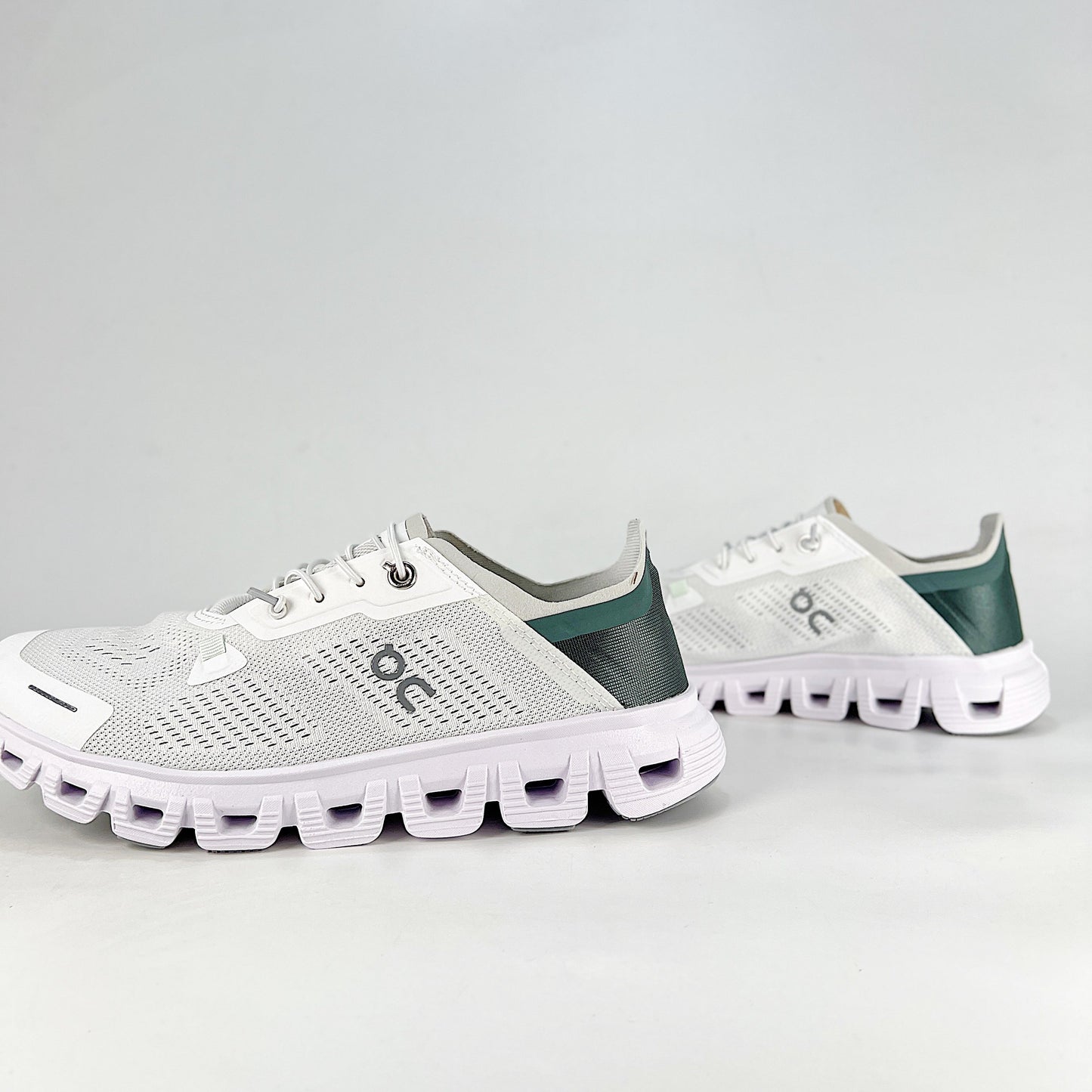On Cloud 6 Coast – White & Sage Green Unisex Lightweight Breathable Running & Lifestyle Shoes