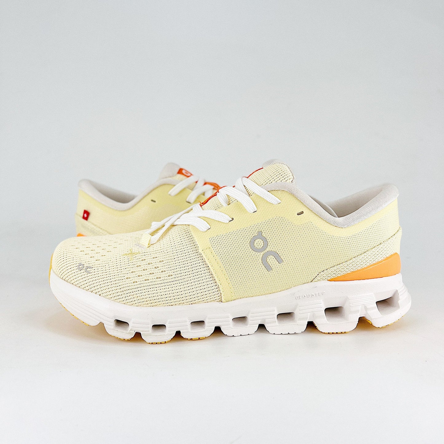On Running Cloud X – Hay & Peach Women's Lightweight Running Shoes