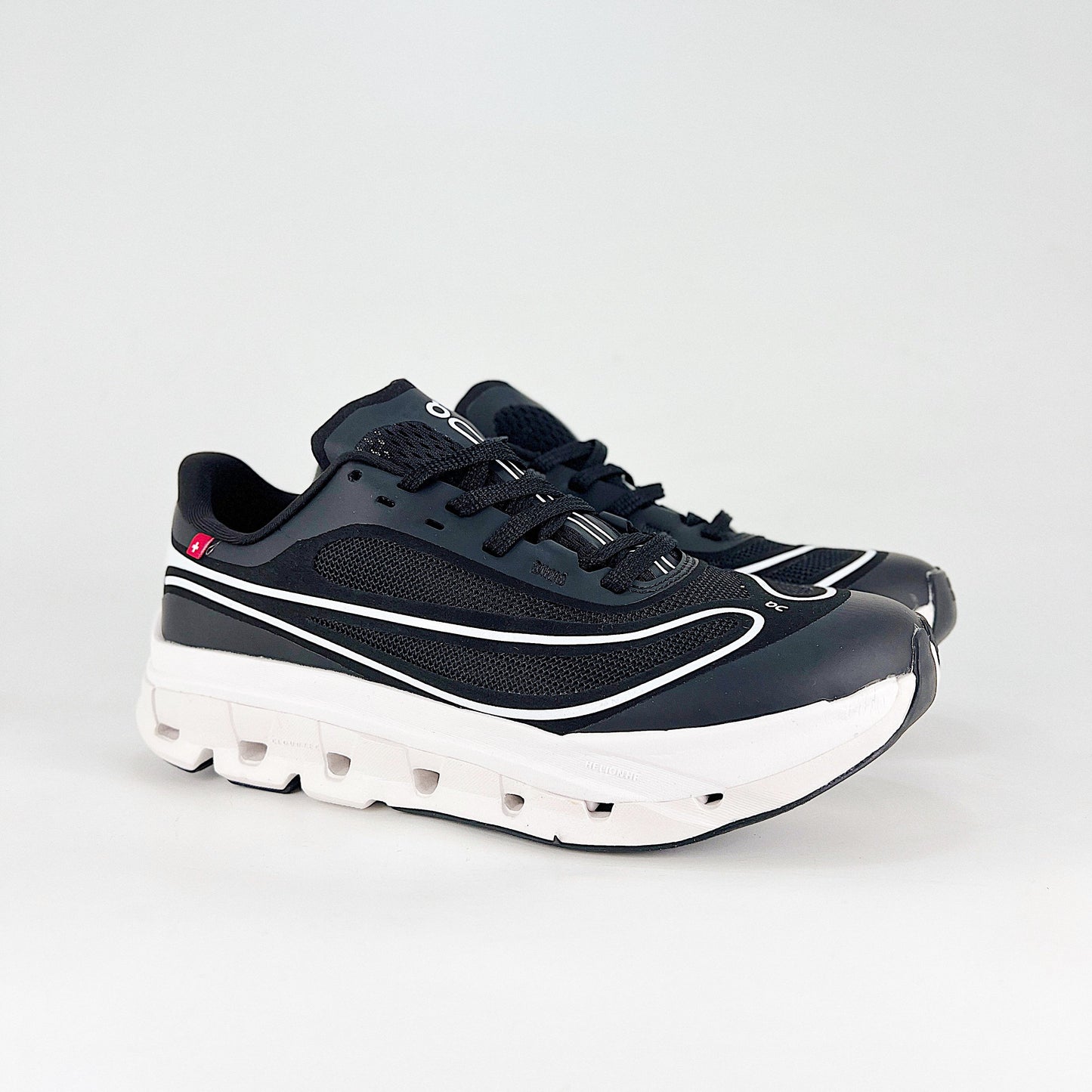 On Cloudflow 5 AD – Black & White Unisex Lightweight Breathable Comfortable Running Shoes